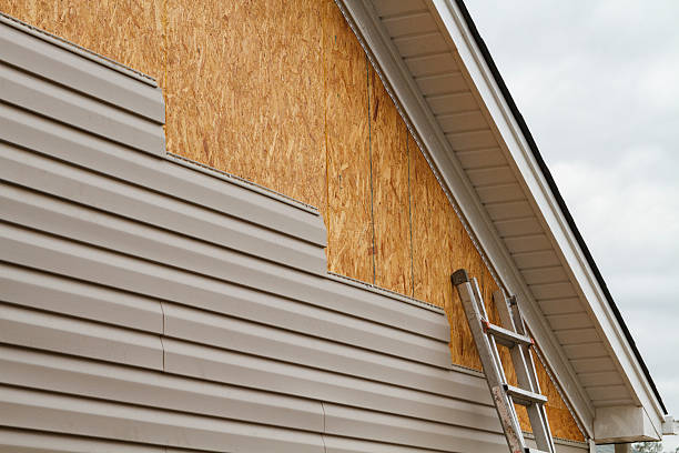 24/7 Emergency Vinyl Siding experts in Clemmons, NC